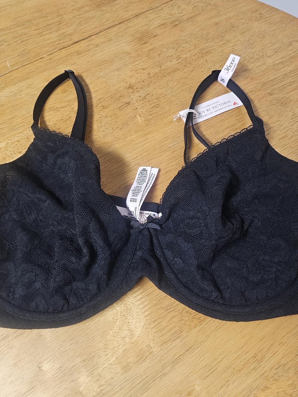 Victoria's Secret Unlined Plunge Bra 36DDD Comfortable Soft Lace Sexy Whimsigoth